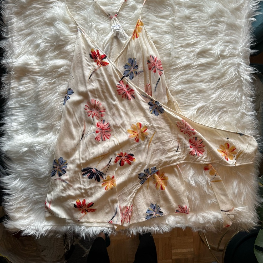 O’Neill Floral Wrap Dress - Picture 4 of 4